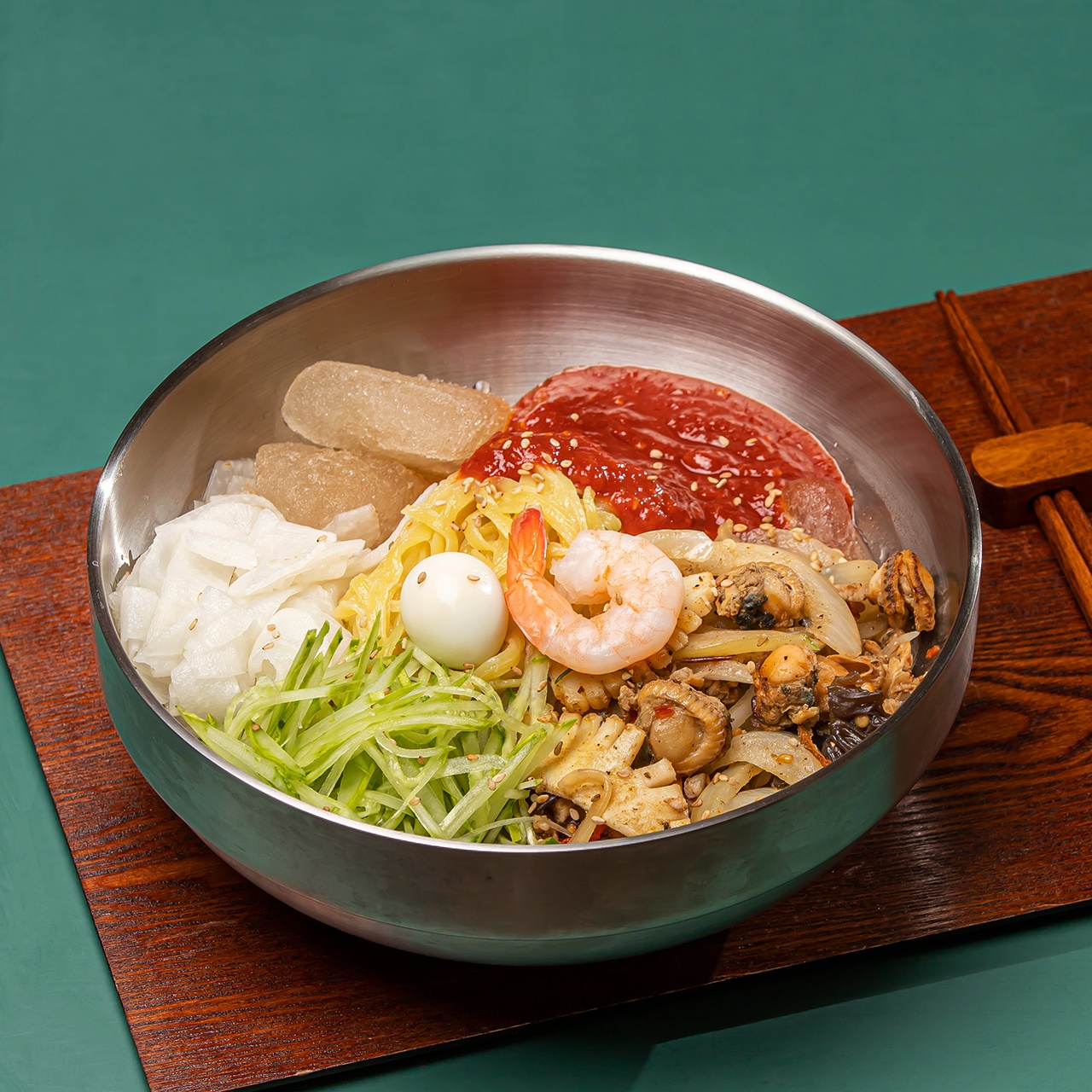 용선생해물비빔면